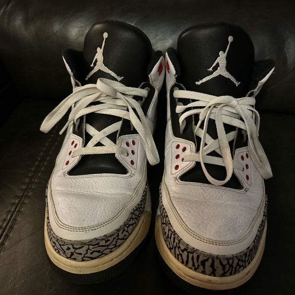 Air Jordan 3 Retro Sneakers Black White Red - Picture 1 of 8
